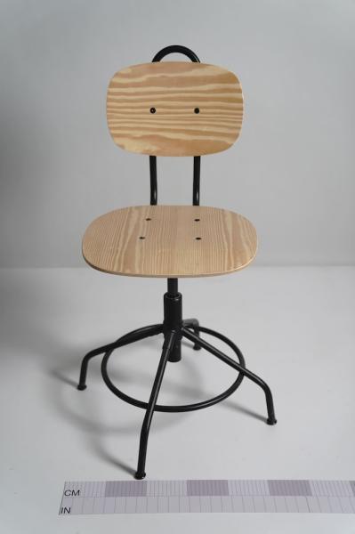 Tubular chair with backrest